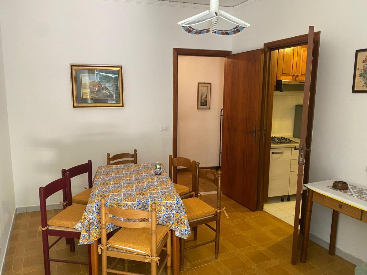 Mi 'Ffaciu E Mi Ricriu Casa Vacanze カステルモーラ エクステリア 写真